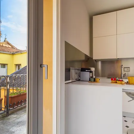 3 Terrazze E 2 Bagni Nel Centro Di