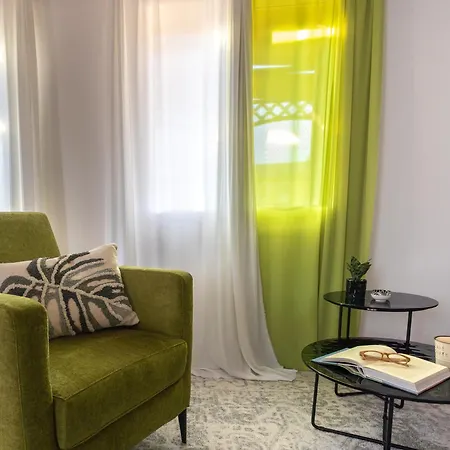 3 Terrazze E 2 Bagni Nel Centro Di Appartement *