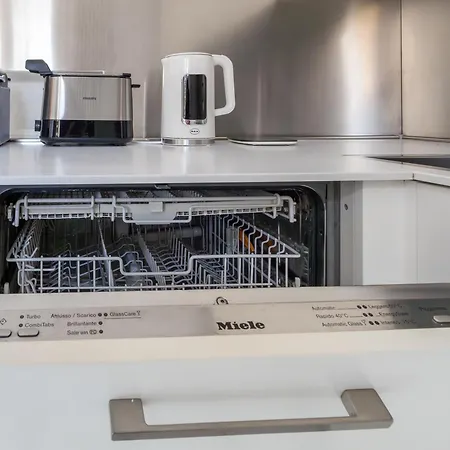 3 Terrazze E 2 Bagni Nel Centro Di Appartement *