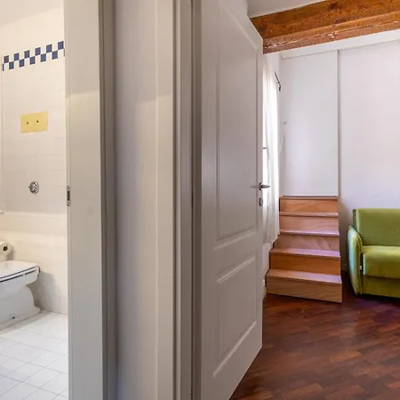 3 Terrazze E 2 Bagni Nel Centro Di * Bologna