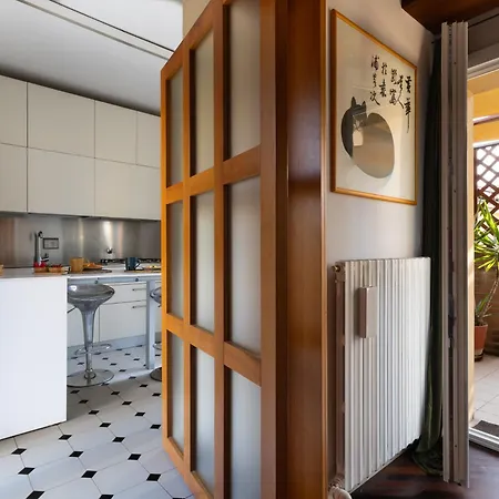 3 Terrazze E 2 Bagni Nel Centro Di